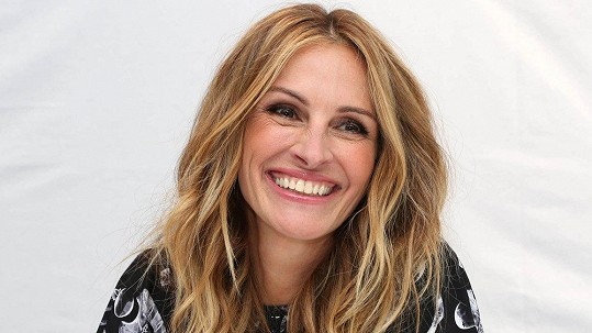 Dcera Jolie Roberts vyrostla jako z vody! Neuvěříte, jak její dcera dnes vypadá! Náhledový obrázek