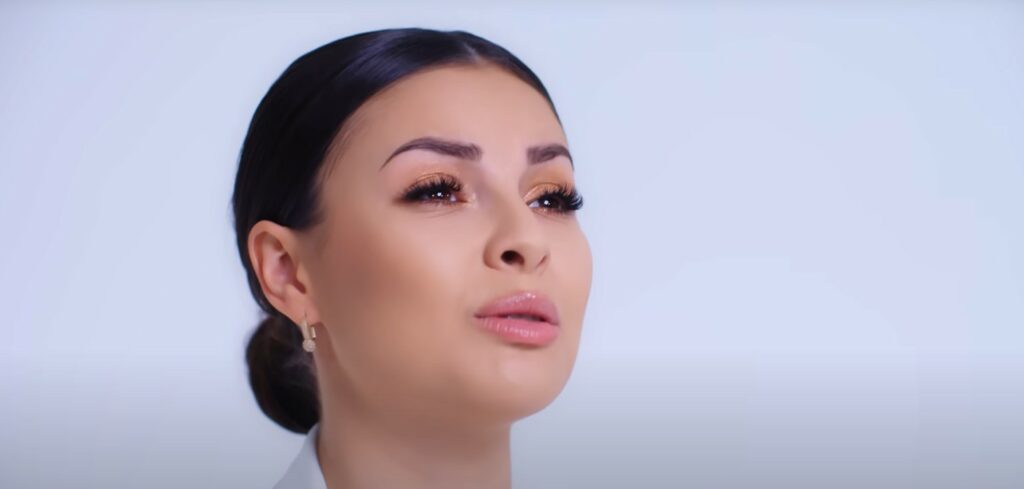 Bagárová terčem těžké kritiky. Za tohle dostala od fanoušků pořádně zabrat Náhledový obrázek