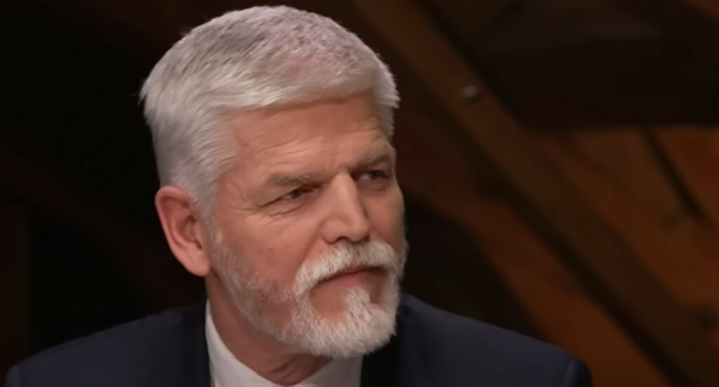 Petr Pavel se pochlubil svými syny. Jeden je úplná kopie svého otce. Tomu byste nevěřili Náhledový obrázek