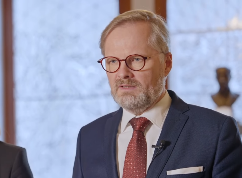 Petr Fiala promluvil o budoucích krocích vlády. Změny v daních, důchodech a rozpočtu! Náhledový obrázek