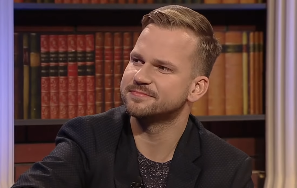 Martin Chodúr promluvil o jeho o 17 let starší partnerce. Roky se prostě oklamat nedají Náhledový obrázek