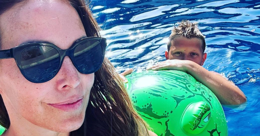 Agáta Hanychová jak BARBIE. Ukázala svoji postavičku v růžových plavkách Náhledový obrázek