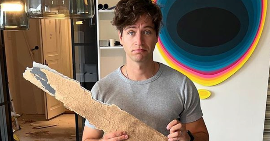 Milan Peroutka se nečekaně musel vrátit z dovolené. Promluvil o tragickém zážitku Náhledový obrázek