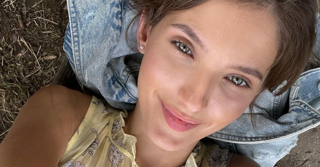 Sara Sandeva prosí Češky o pomoc. Promluvila o tom, co se jí stalo Náhledový obrázek