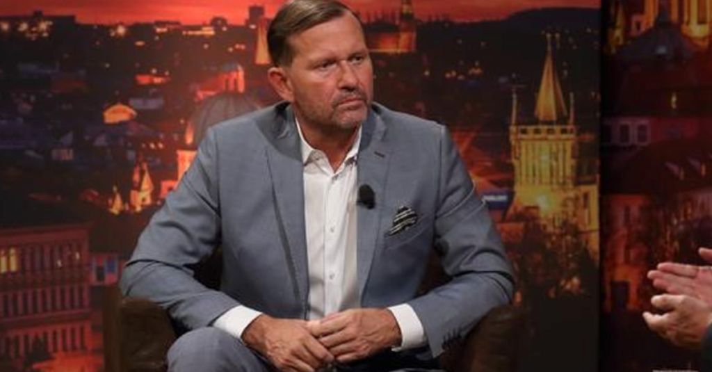 Soukup KONEČNĚ poprvé promluvil o rozpadu vztahu s Agátou. Tohle jsou jeho šokující SLOVA! Náhledový obrázek