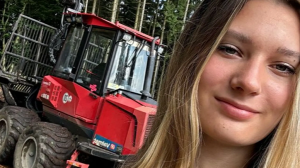 Dřevorubkyni Zuzanu muži obdivují a ženy nechápou. Není to žádná slečinka. Tvrdě maká v lese Náhledový obrázek