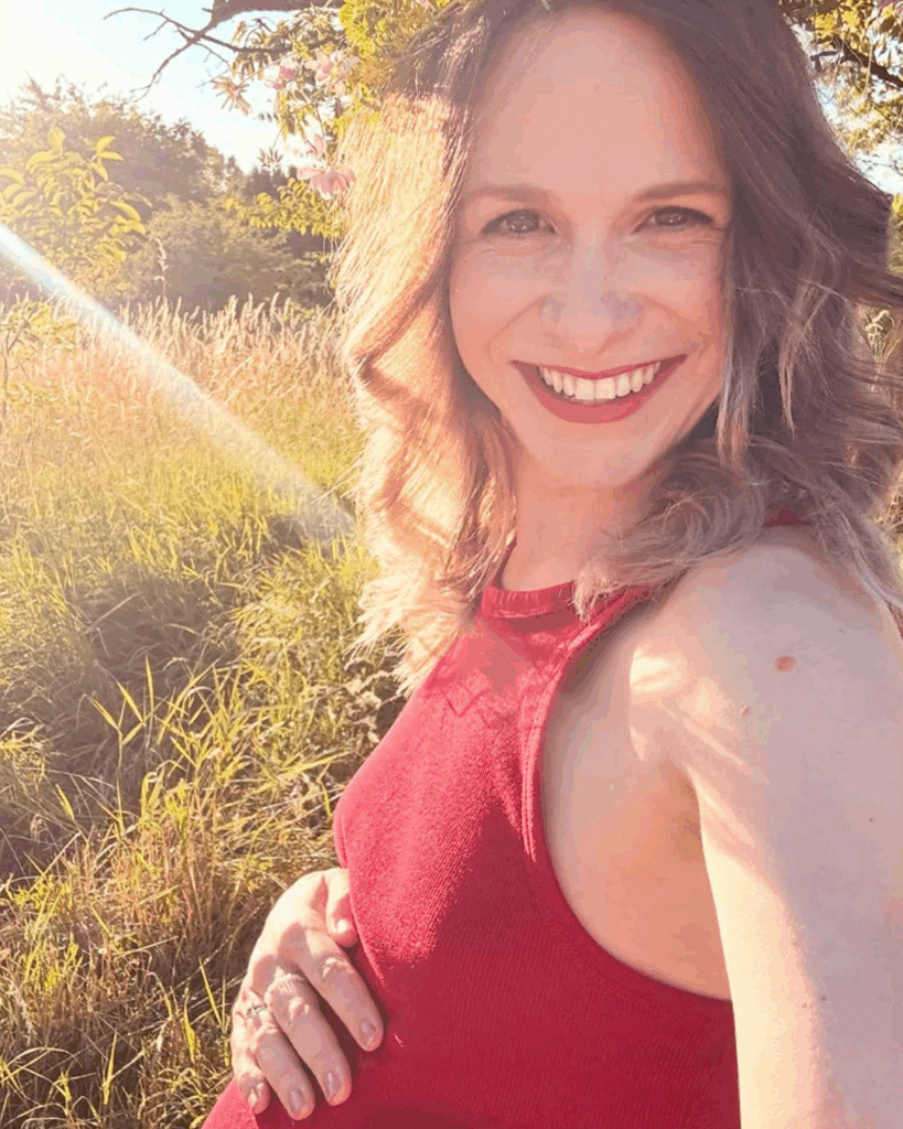 Veronika Khek Kubařová poprvé maminkou: 38letá herečka ukázala dojemnou fotku s miminkem Náhledový obrázek