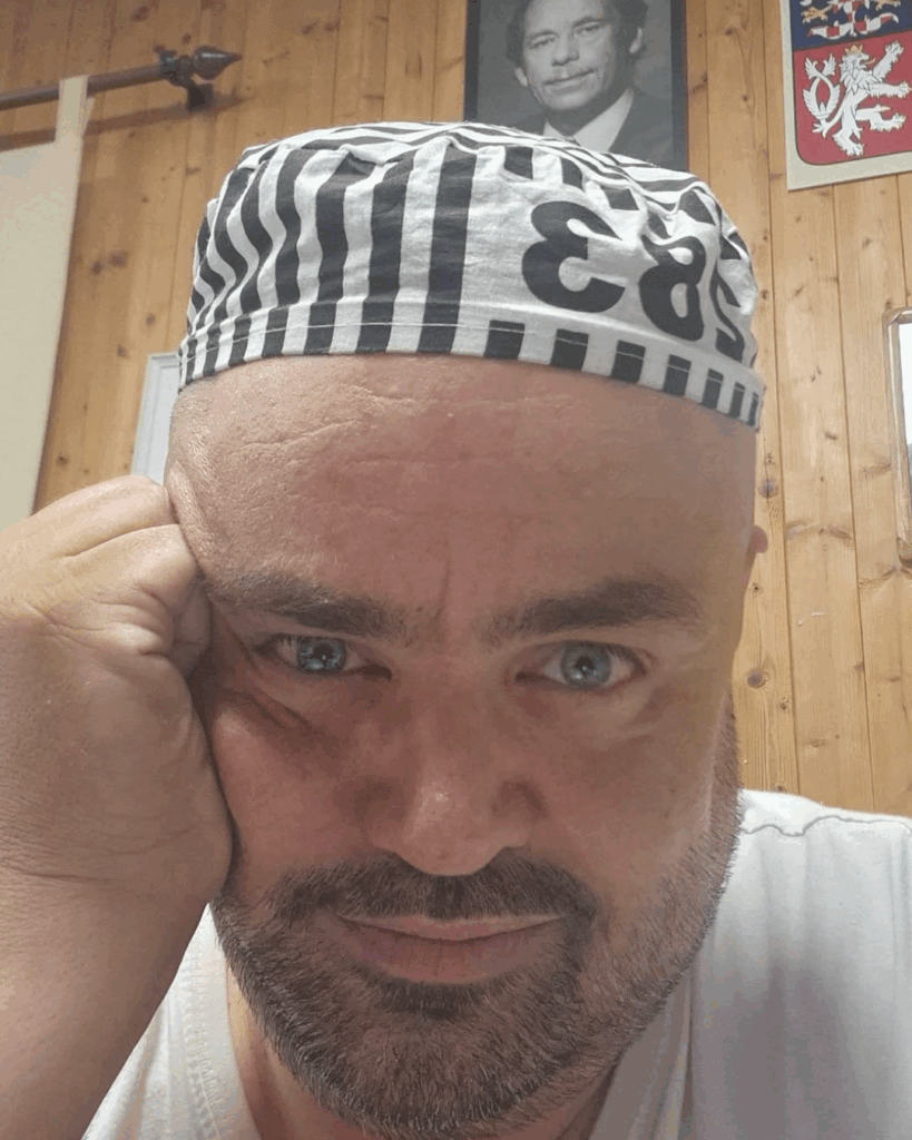 Pavel Novotný šokuje: Pobyt ve vězení si dobrovolně prodloužil, domů dřív jít nechtěl Náhledový obrázek