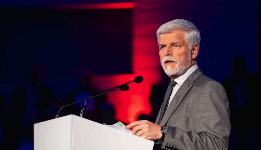 Vláda by neměla obsahovat osoby ohrožující Česko, prohlásil Pavel Náhledový obrázek