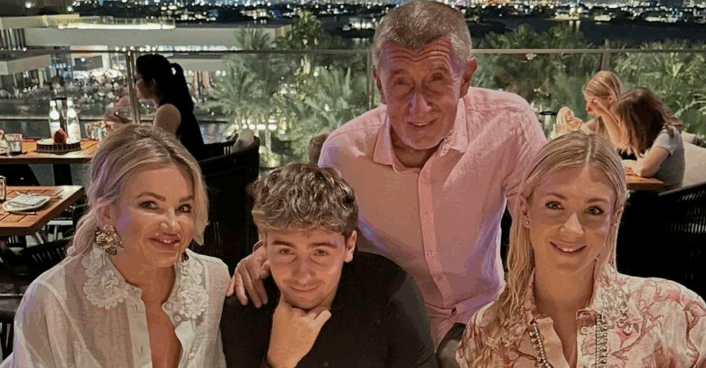 Babiš a Monika: Život odděleně, ale po dovolené v Dubaji opět ruku v ruce! Náhledový obrázek