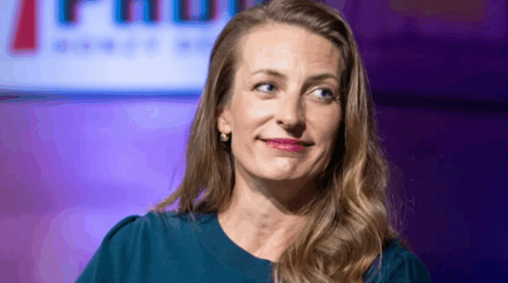 Anna Polívková ohromila vzhledem po svatbě ve společnosti se svým manželem Náhledový obrázek