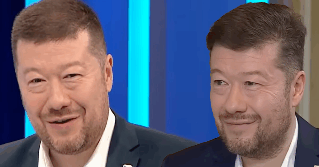 Šokující výsledek: Tomio Okamura přebírá Sněmovnu, Fiala a Rakušan zuří! Náhledový obrázek